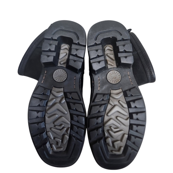 EUC UGG MEN'S SIZE 9 BLACK HARTSVILLE WATERPROOF SHEEPSKIN LEATHER BOOTS 5626 - Picture 5 of 14